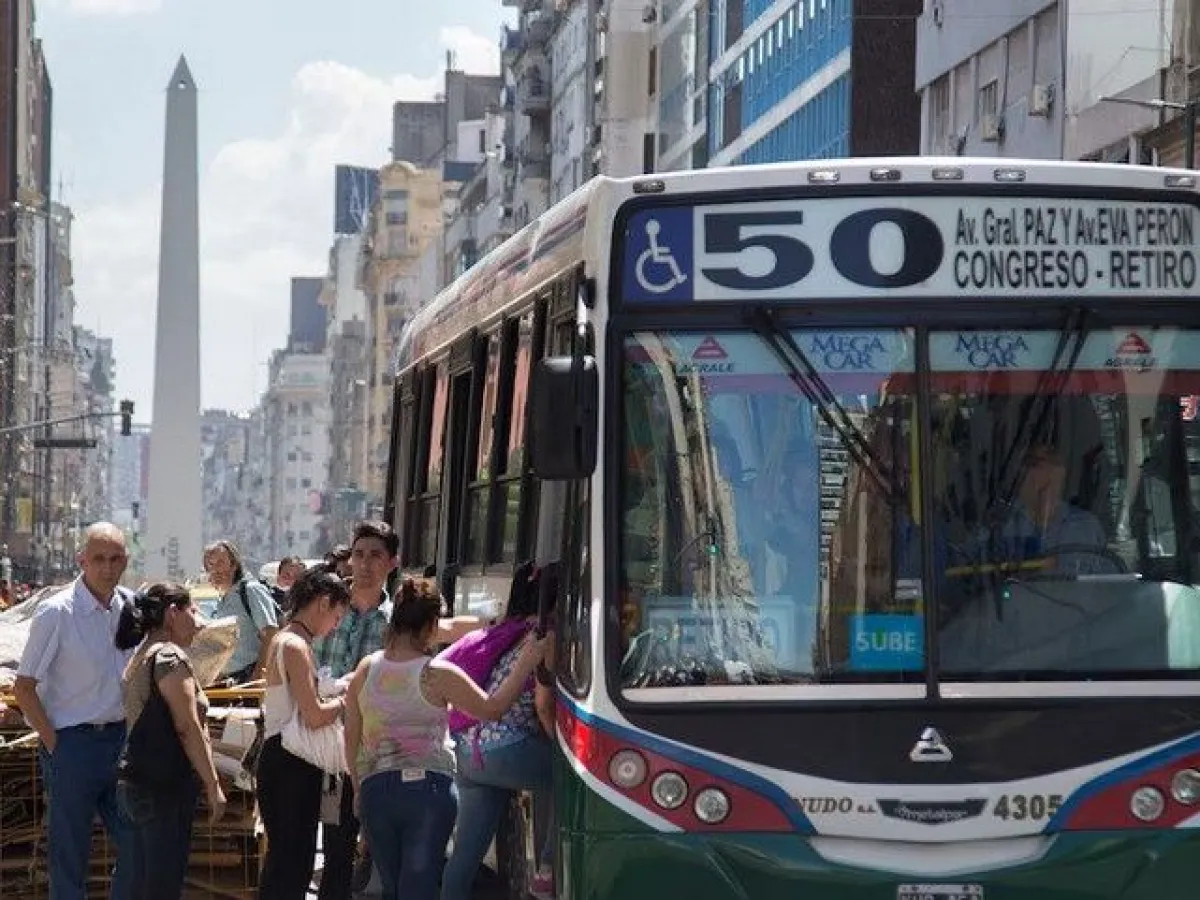 49789-el-nuevo-secretario-de-transporte-intentara-frenar-el-paro-de-colectivos-previsto-para-el-martes