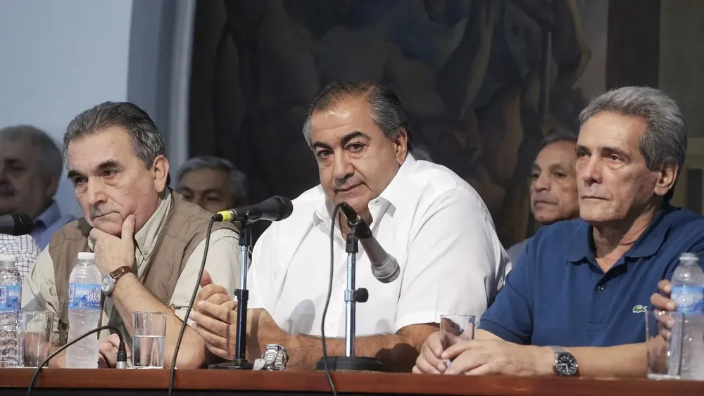 Conferencia-CGT-paro-6-de-abril-Daer-Acuna-y-Schmid-1920-2