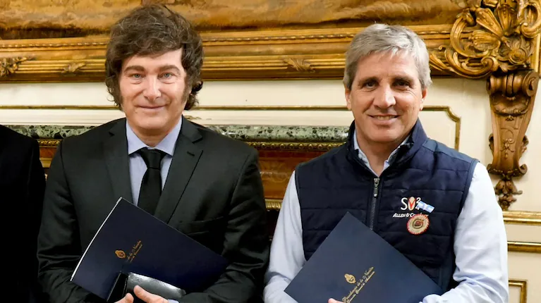 con-eje-en-el-deficit-cero-javier-milei-enviara-este-martes-el-proyecto-de-presupuesto-2027-foto-afpoficina-del-presidente-YP2MASWISRBK3DIU3FBXERD7KA
