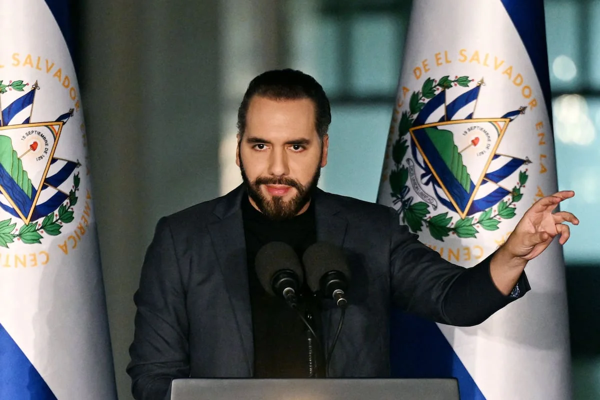 bukele-pronuncia-un-discurso-durante-la-JEAELFCLNNEDJCKVIXB2W4OFUE