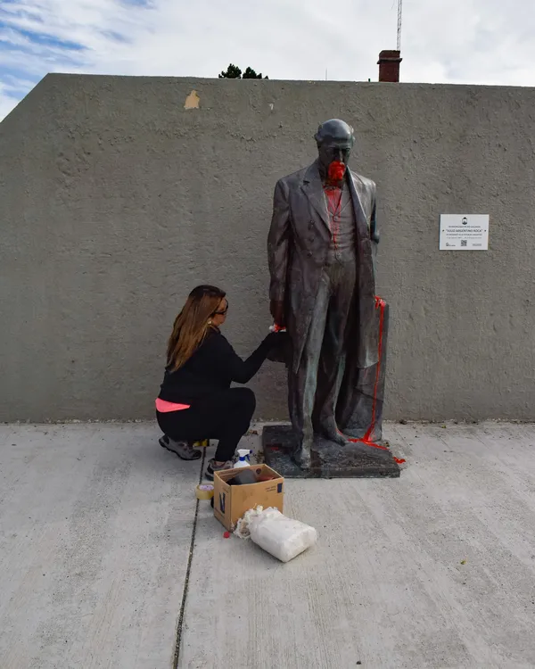 e9d6c41c-1172-4531-8715-5bf8368266c6