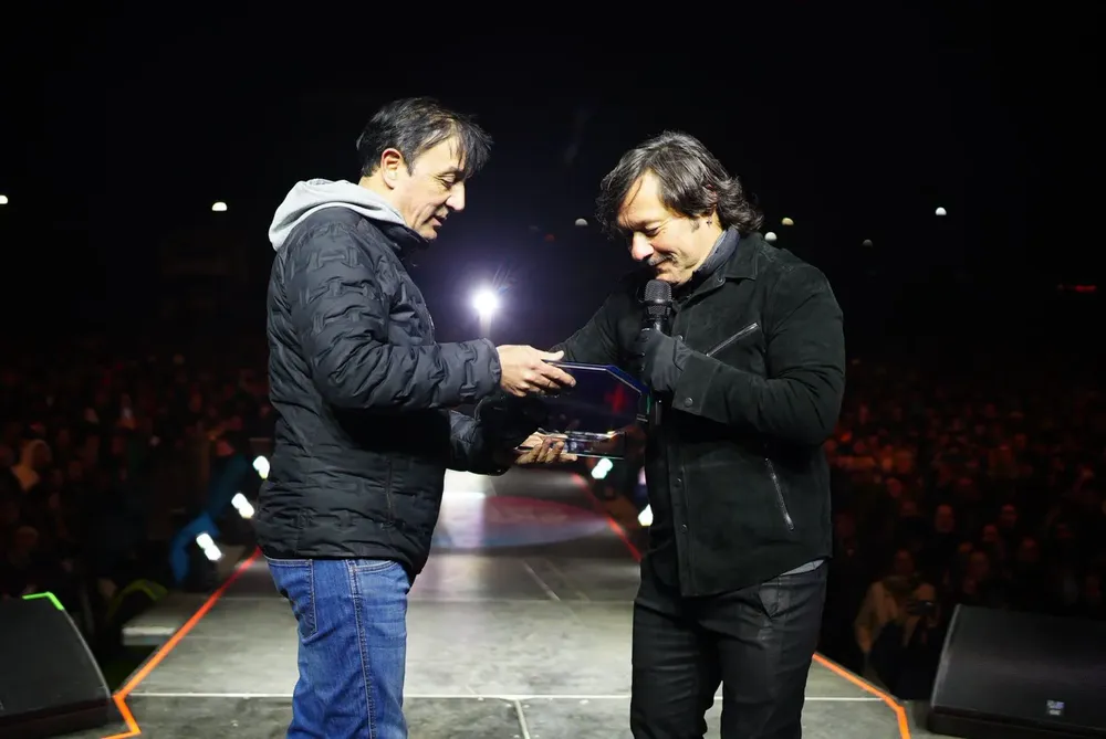 fecef0ba-435f-4039-9ce9-bd581b97d196