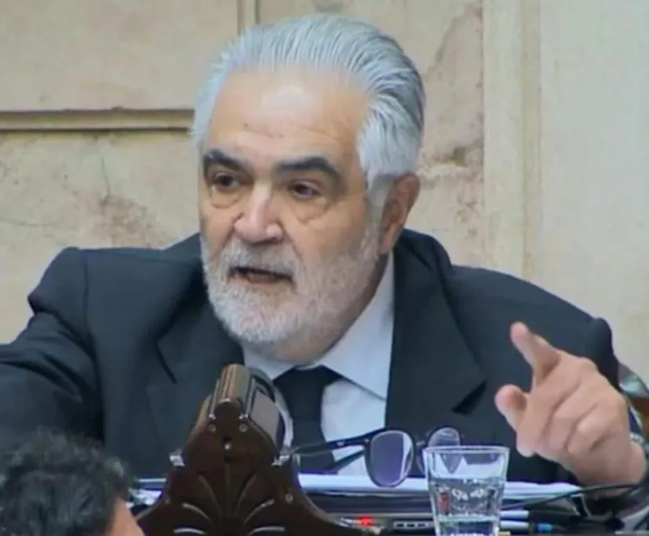 e509d7a4-9b19-4263-b2d9-356129903f52