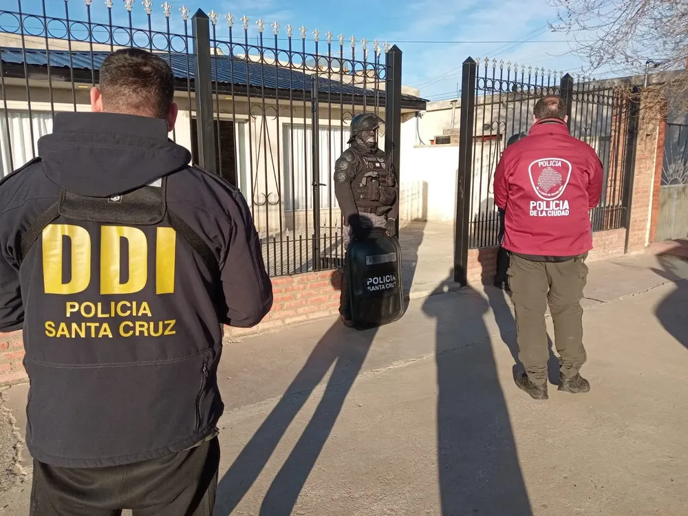 57f8078b-3d8a-4dcd-a73a-2ab69b8c6e23