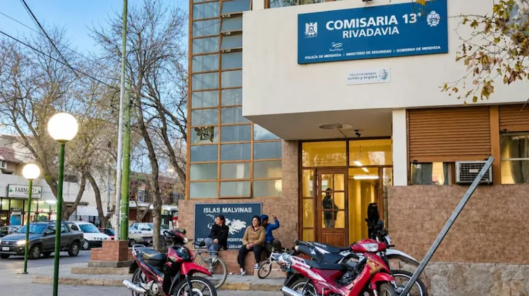 rescataron-a-mujeres-sordas-de-una-presunta-red-de-trata-en-mendoza-las-enganaban-con-falsas-ofertas-de-trabajo-foto-gentileza-los-andes-M7BYFZGZTVGOLITQ6IYZUAD6U4