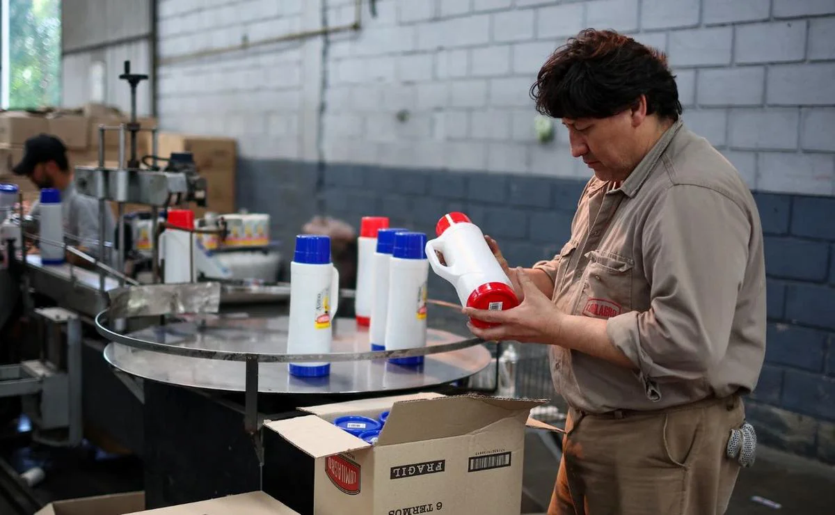 abb649b0-3b9e-42c3-b7e6-fa66358aeb9f