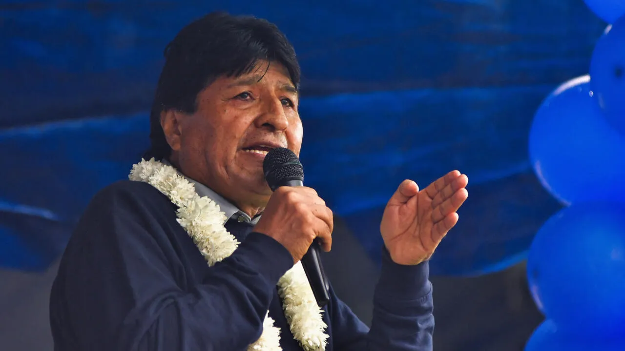 2025-04-19T200458Z_1401211183_RC201EAHMHJS_RTRMADP_3_BOLIVIA-POLITICS-MORALES