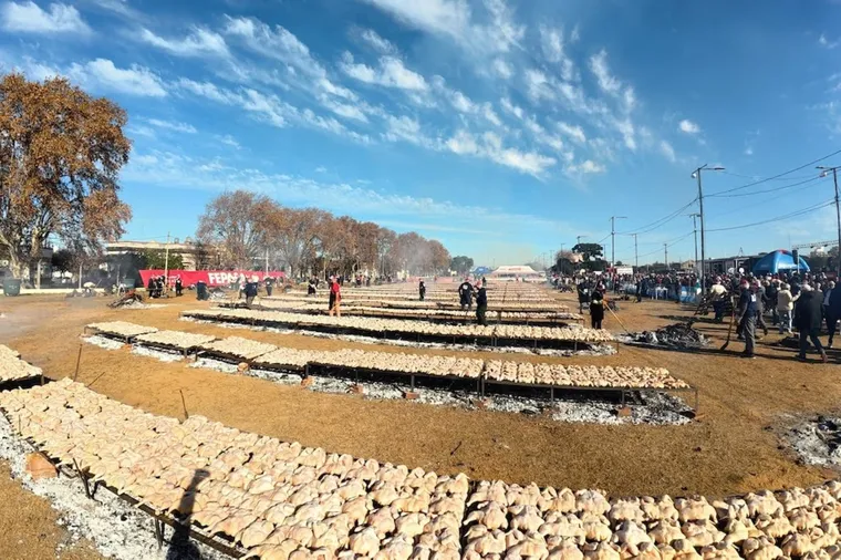 el-record-la-mayor-cantidad-pollo-asado-rios