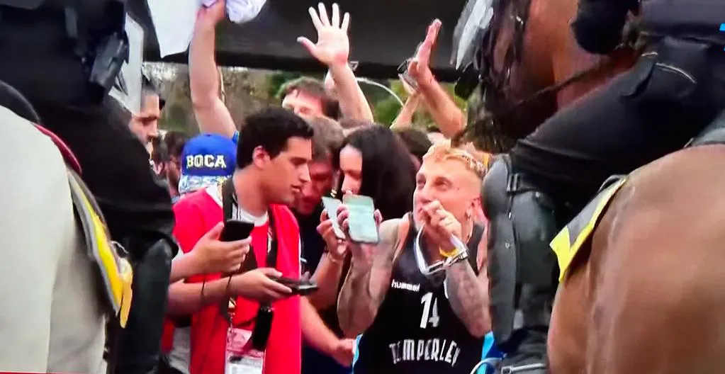 b67b56e5-727e-4207-a8d6-c2bc23729201