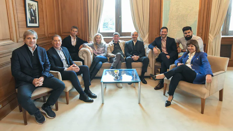 la-mesa-politica-del-gobierno-contaria-este-martes-con-la-presencia-de-la-ministra-sandra-pettovello-foto-presidencia-3B6WZCER4RG53NXKXZWPKSIBBE