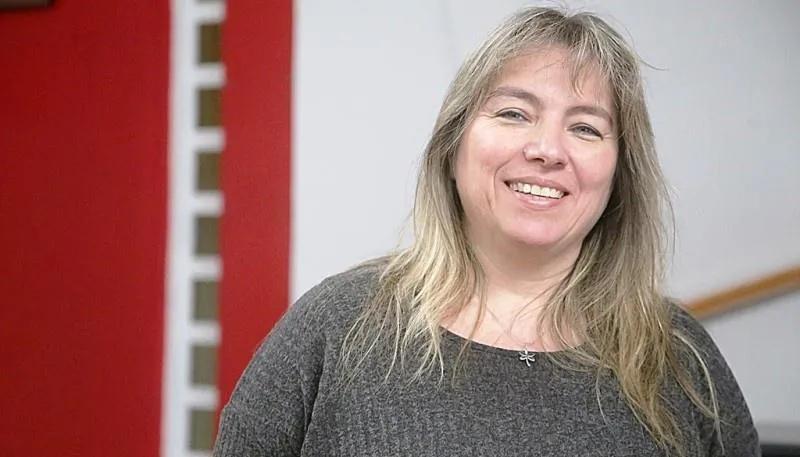 multimedia.normal.9307203781b19132.Um94YW5hIEFndWxsw7Nfbm9ybWFsLmpwZw==