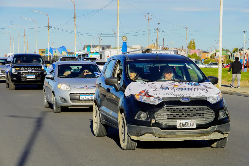 01eb8949-0941-4642-9f23-fd06136a7244