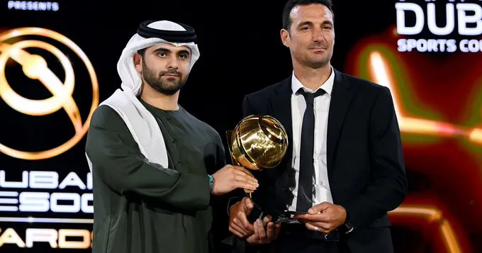 Scaloni premio Globe Soccer