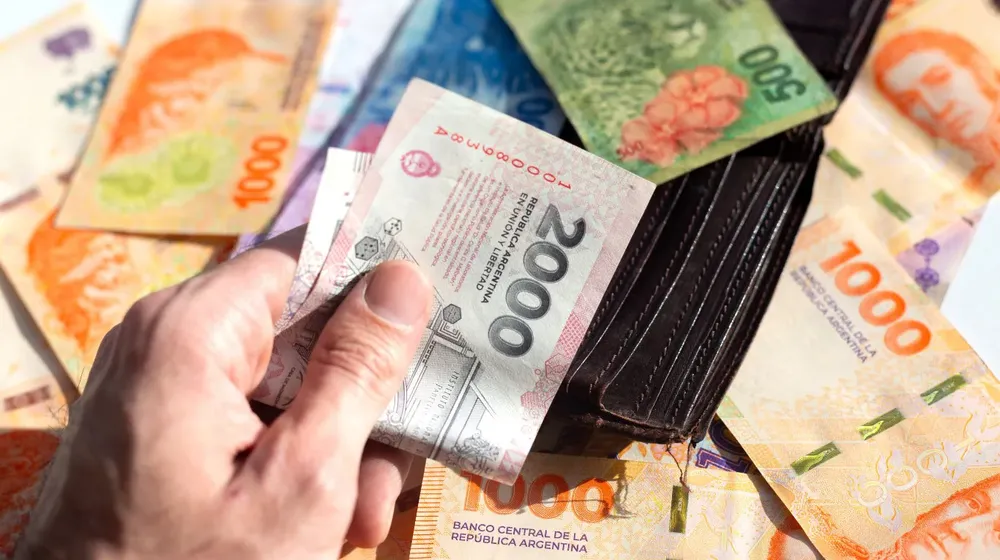 multimedia.normal.9b3f049a21666b62.U0FMQVJJT19ub3JtYWwud2VicA==