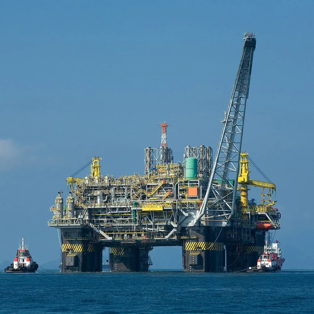 1619px-Oil_platform_P-51_Bra.2e16d0ba.fill-1000x1000-c50