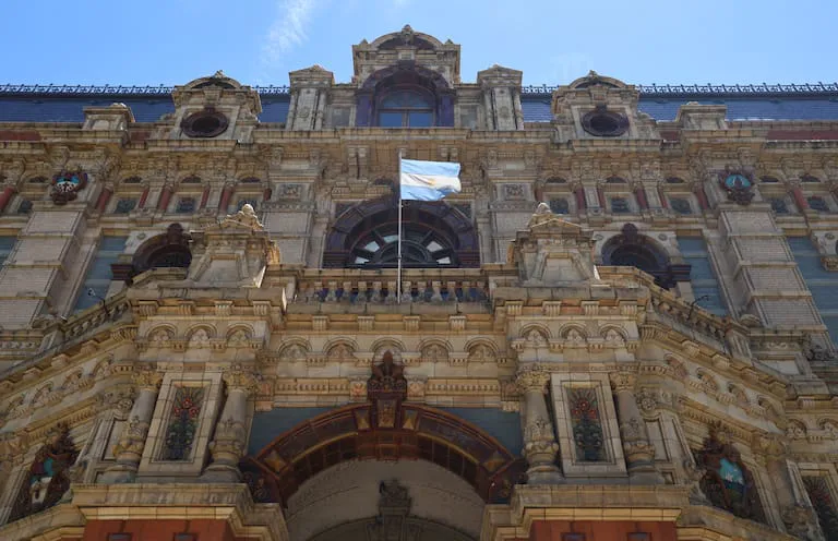 el-edificio-de-aysa-una-de-las-que-pronto-WK7PIW5TO5CN3MYRDGDMKAJMJU