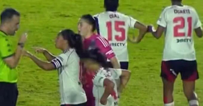 Jugadoras de River gestos