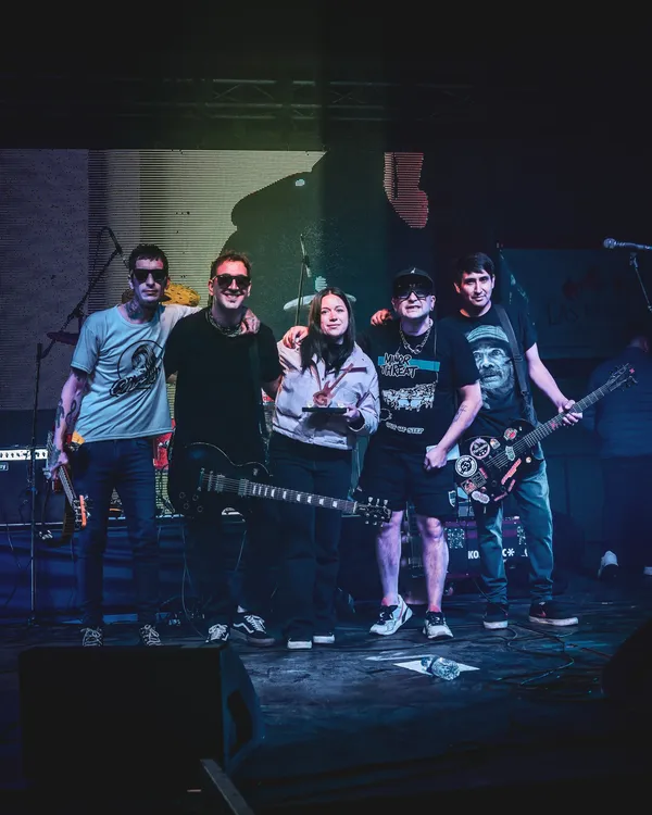 d20081c8-1875-4547-9485-dcc4de07c15e