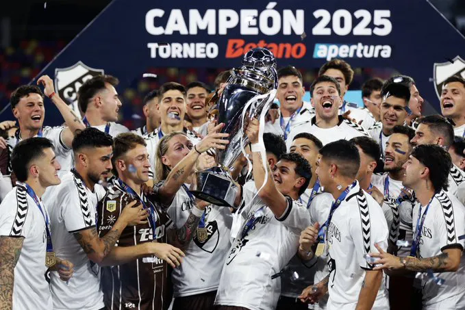 Platense campeón