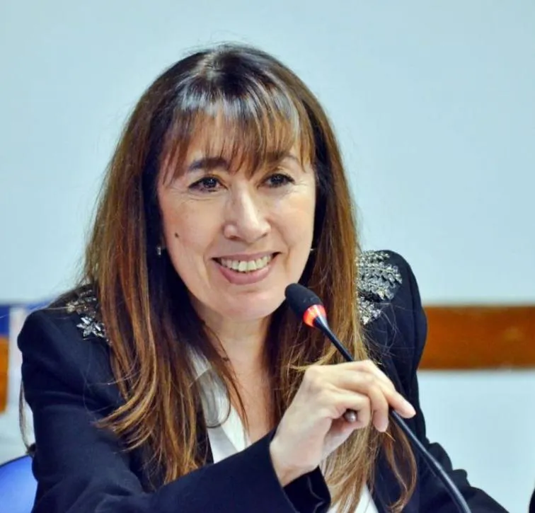 df4883a7-9b4b-4897-8443-f8f68c5c96e3