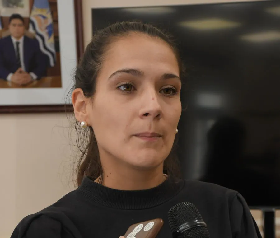 27704f2d28bda8dd6ce53389e6cfc032_XL