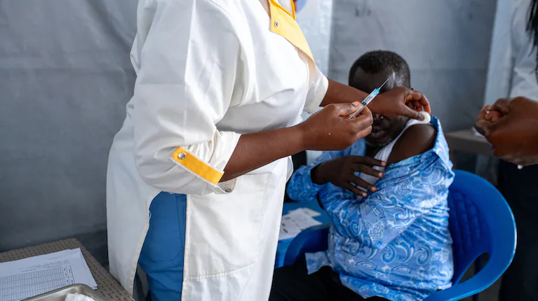 la-epidemia-de-ebola-en-la-republica-democratica-del-congo-ya-dejo-4018-muertos-y-8300-casos-confirmados-segun-el-ultimo-balance-difundido-por-el-gobierno-local-foto-afp-YV65LR2GSFETDFTZKZNT5LAIPM