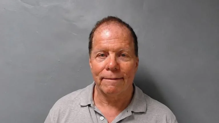 la-foto-de-ronald-fischer-que-subieron-las-autoridades-de-rhode-island-foto-xriipolice-2QAE46R2DJD7JMTVOH5M5MRI2E