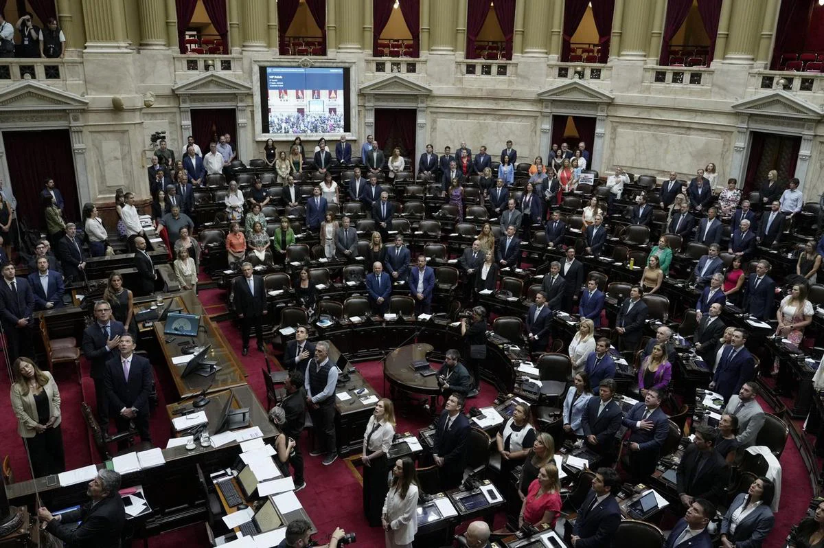 Diputados: el oficialismo busca avanzar con el dictamen de la Ley ...