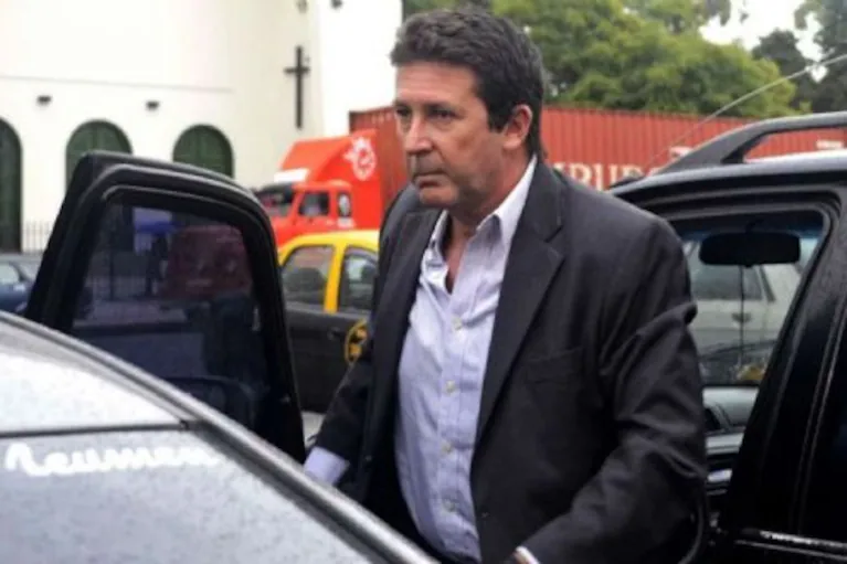 fabian-rossi-era-conocido-por-ser-el-marido-de-la-vedette-iliana-calabro-foto-telam-7AD6IS4SUJAOJFDUNDYUYZCJ6M