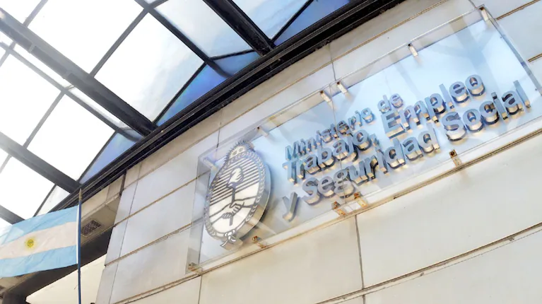 el-consejo-del-salario-discutira-una-nueva-suba-del-haber-minimo-este-viernes-foto-prensa-ministerio-de-capital-humano-VFCTZX4LEZHGZABMIRGQDX6ERI