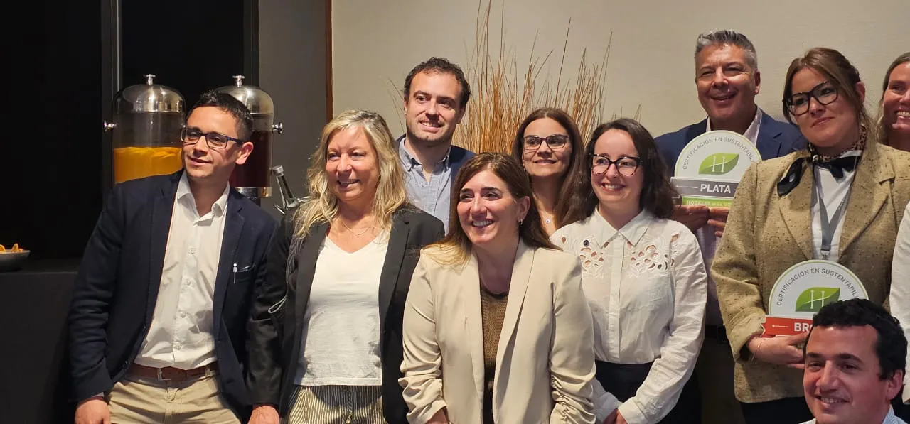 WhatsApp_Image_2025-11-06_at_11.25.11