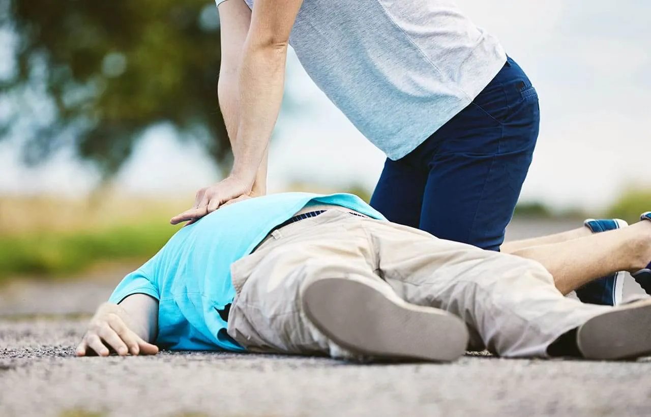 Reanimacion-Cardiopulmonar-RCP-primeros-auxilios