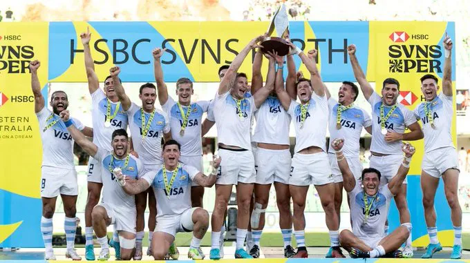 Los Pumas seven campeones
