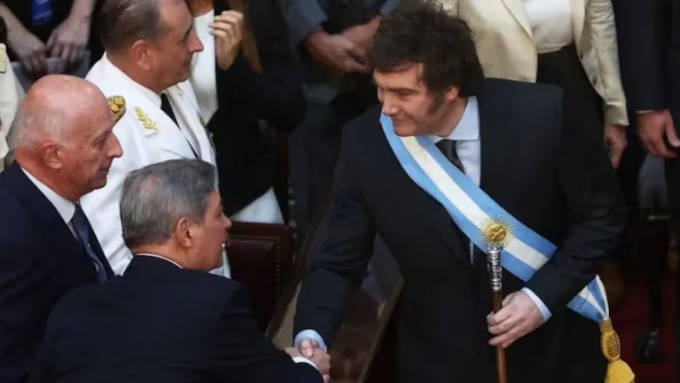 ley-de-tierras-el-gobierno-cree-que-la-aclaratoria-de-la-corte-despejo-el-frente-y-permite-separar-el-debate-del-dnu-70-foto-afp-C2NBDV4RTVFMLBXFKG42555SIU