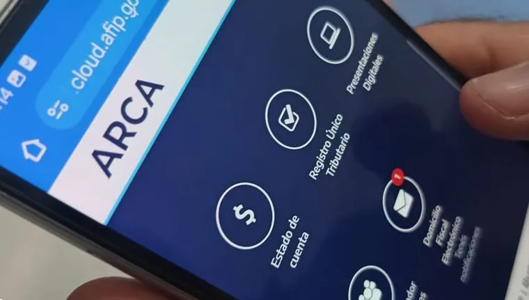 el-piso-ganancias-un-trabajador-cargas-familia-sera-2280000-foto-walter-morenomdz (1)