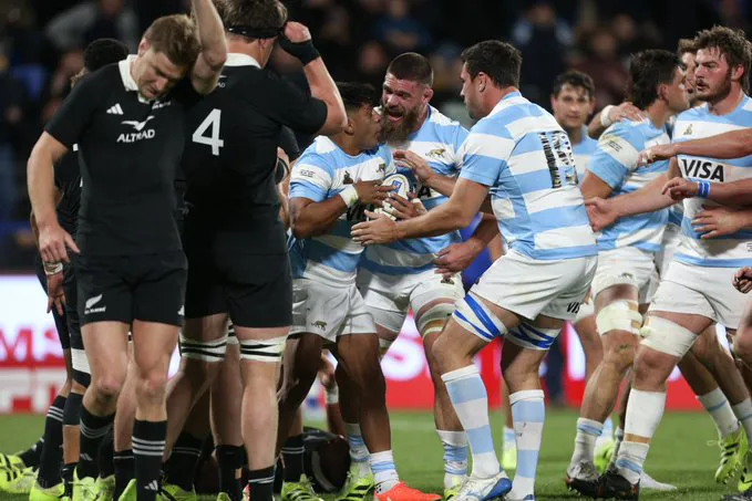Los Pumas All Blacks
