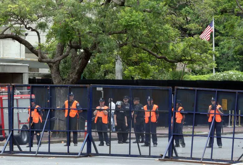 embajada-de-eeuu-buenos-aires-ECYSBQPGJVFGDCPFDDDRFXYG2U