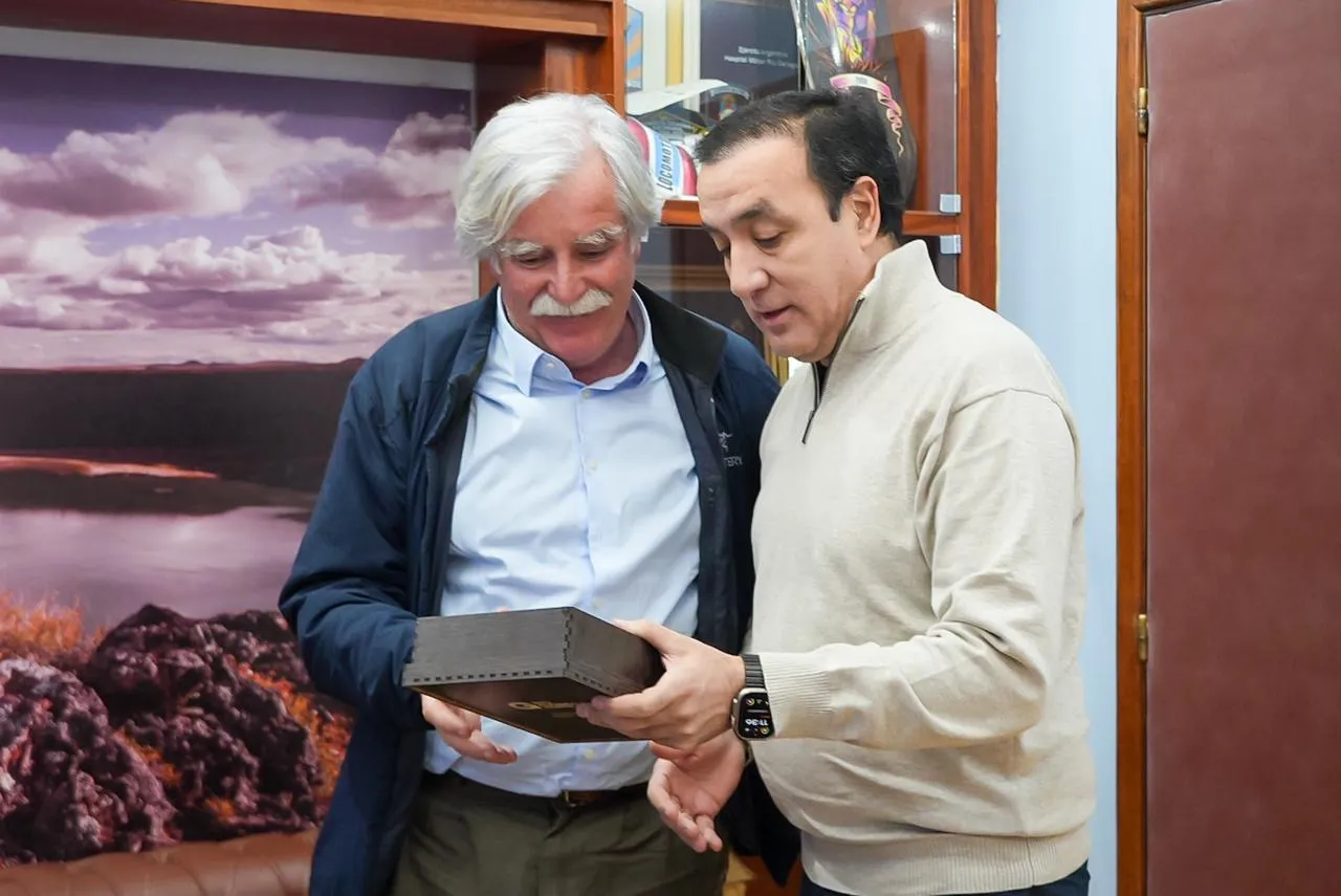 ad65f42f-2069-4031-9896-e9965d3eec5c