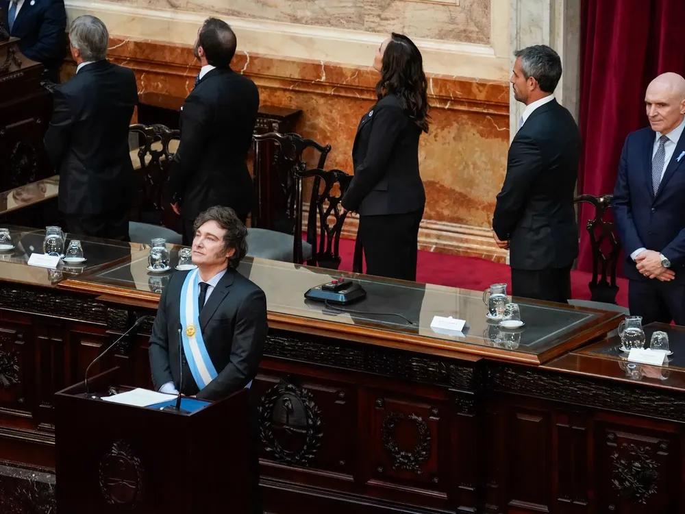 4ytc5XZxc_2000x1500__1