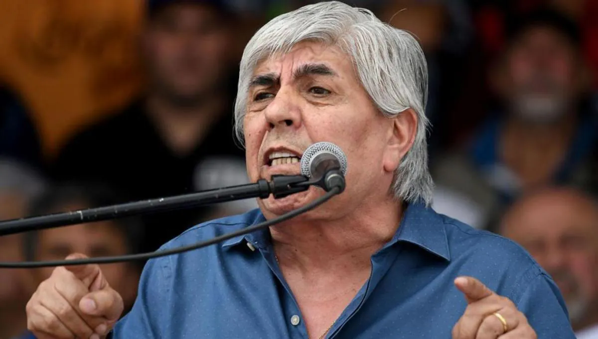 paritarias-camioneros-firmo-suba-55porciento-tres-meses-bono-600000-1065970-201402