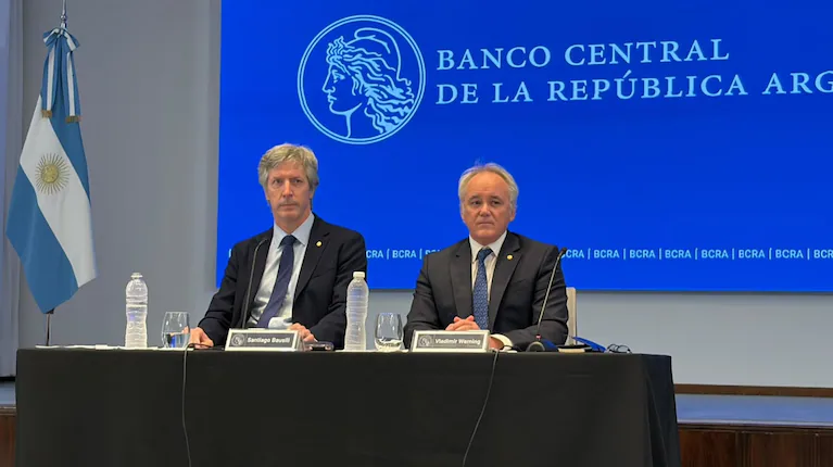 santiago-bausili-dio-detalles-del-informe-de-politica-economica-del-banco-central-foto-tn-3RGNLBNXPRGOTAQNJDB3K2PM7A